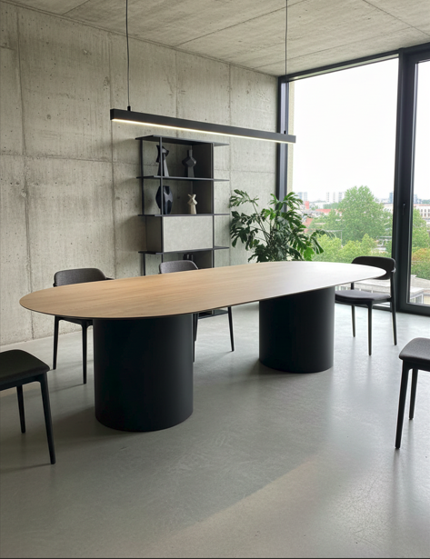 Nowoczesny stół konferencyjny na wymiar do biura